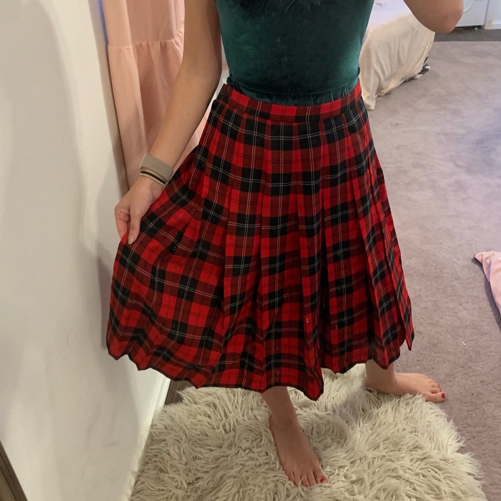 Pendleton | Vintage Red Plaid pleated Midi Skirt - Picture 4 of 7